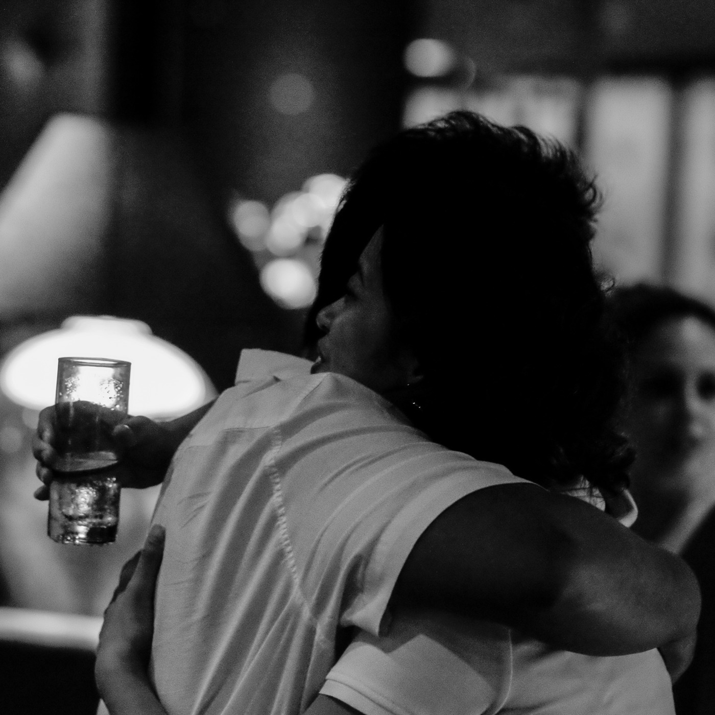 [MUSIC AND WINE Radio]