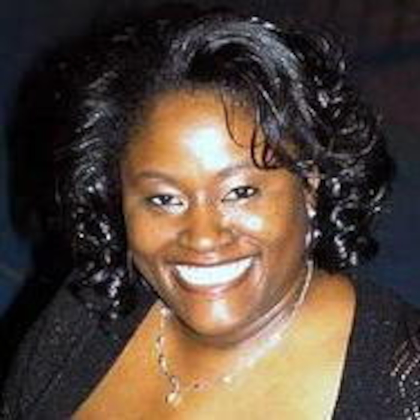 RANDALL REPORT - (EPISODE 29) - AUTHOR SAUNDRA E. HARRIS TALKS ABOUT HER NEW NOVEL "THE PARTY" AND THE FRIENDSHIPS BETWEEN WOMEN