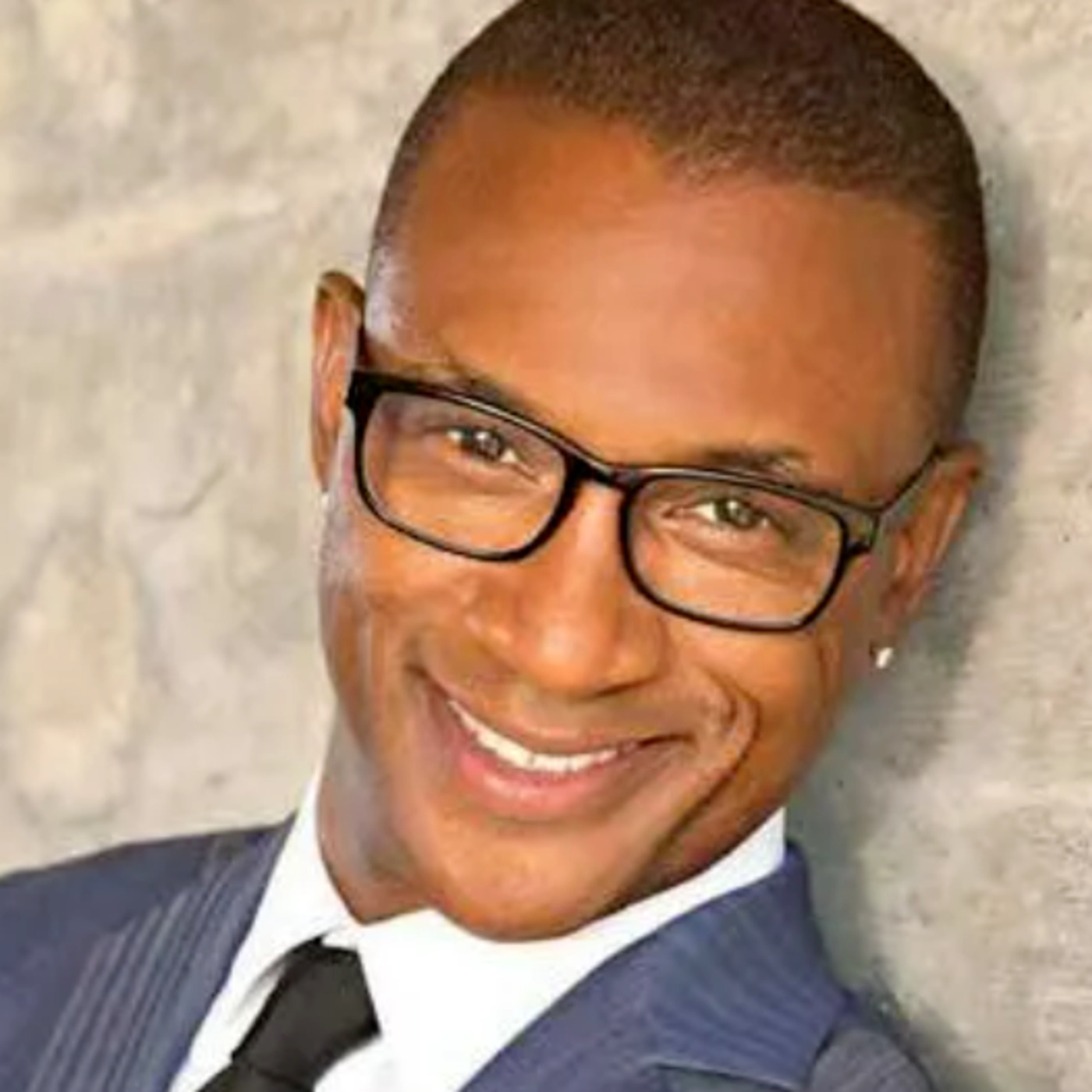 Episode 2411: Tommy Davidson ~ Legendary, Emmy-Award Winning Actor & Comedian, Vocalist & Author Living In Color