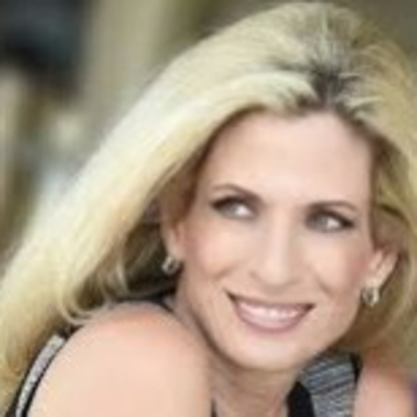 Episode 2637: Dr. Diane Hamilton ~  Forbes, Verizon.  Emotional Intelligence & Interpersonal Relations` Cracking the Curiosity Code!