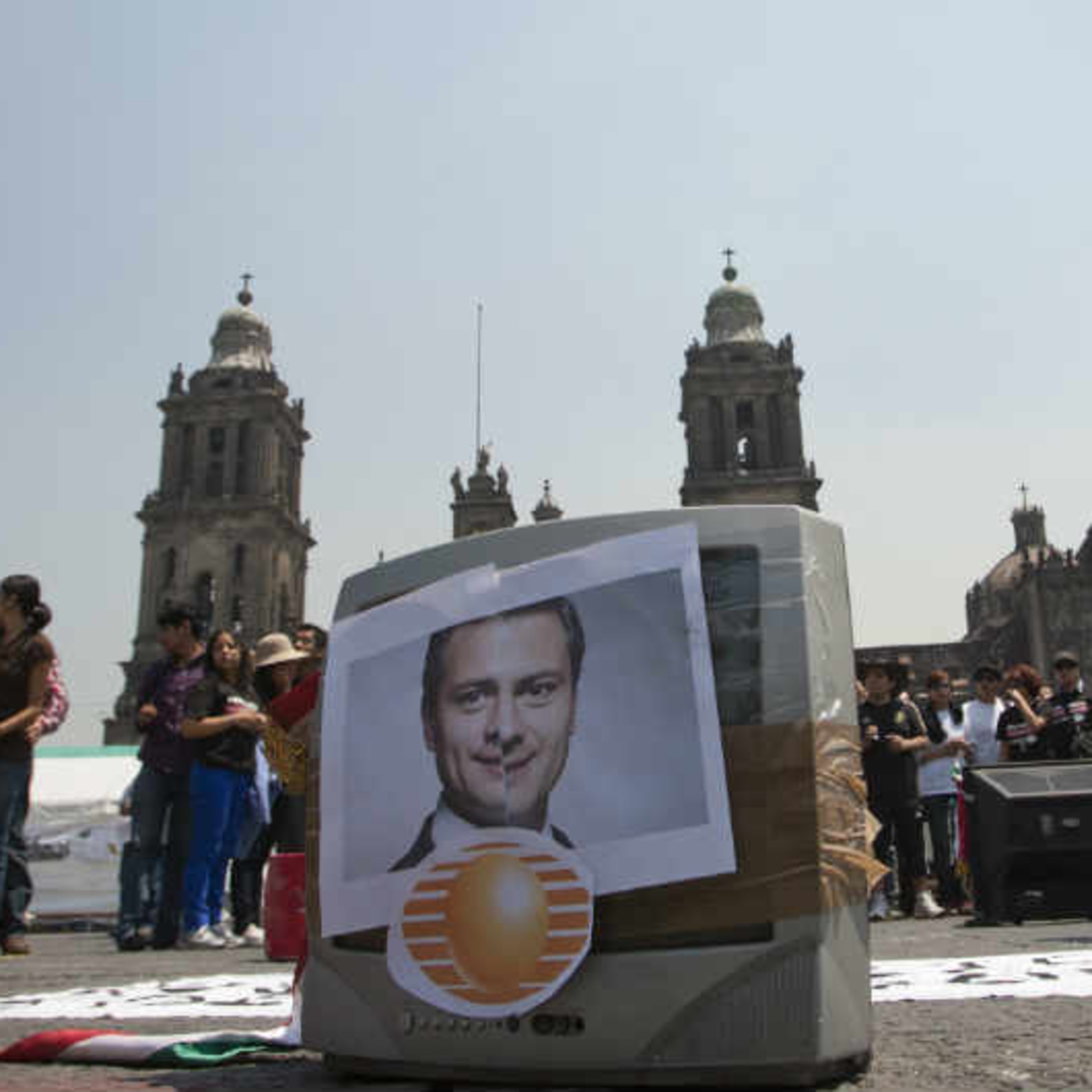 @BBC: #MEXICO #ZonaDeGUERRA @OficialPauPena:RT @BBC:@GUARDIAN #NarcoPRI @EPN #GALERIA:Disturbios goo.gl/jJSQm cc @REDreziztenCIA #gdl episode artwork