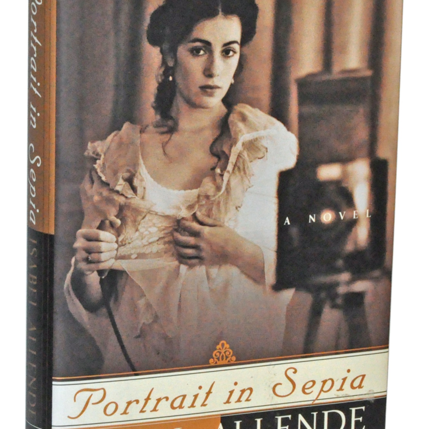 Reading Cove Podcast Episode #33 - Discussing PORTRAIT IN SEPIA by Isabel Allende episode artwork