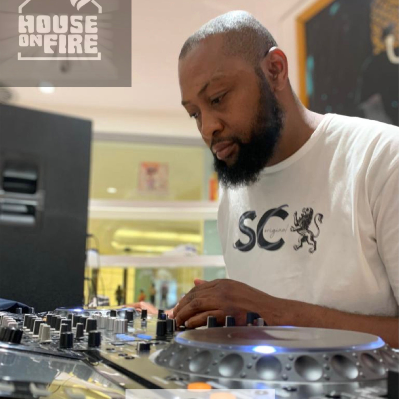 Episode 135: House On Fire Deep Sessions  135 (DJ Ntshebe)