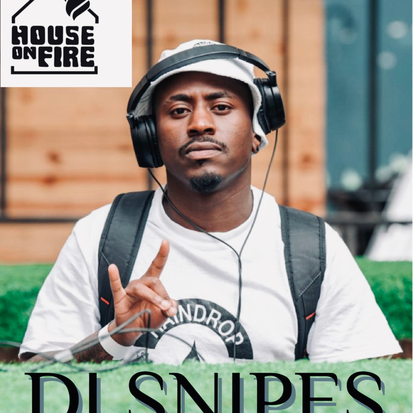 Episode 96: House On Fire Deep Sessions 96 (DJ Snipes)