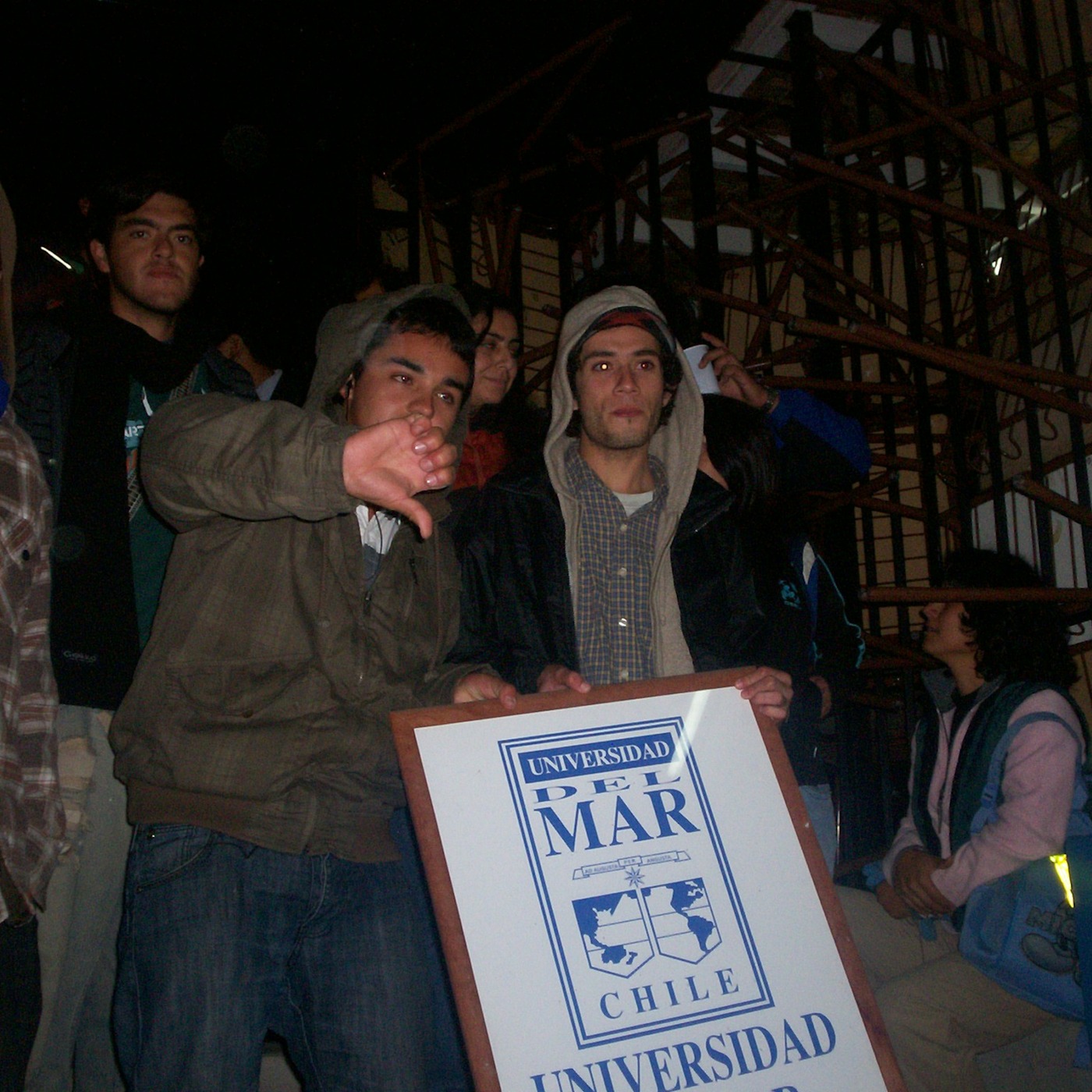 2008 05 27 Vicerrector Rivera - Vocero Vallejos (Toma U. del Mar)