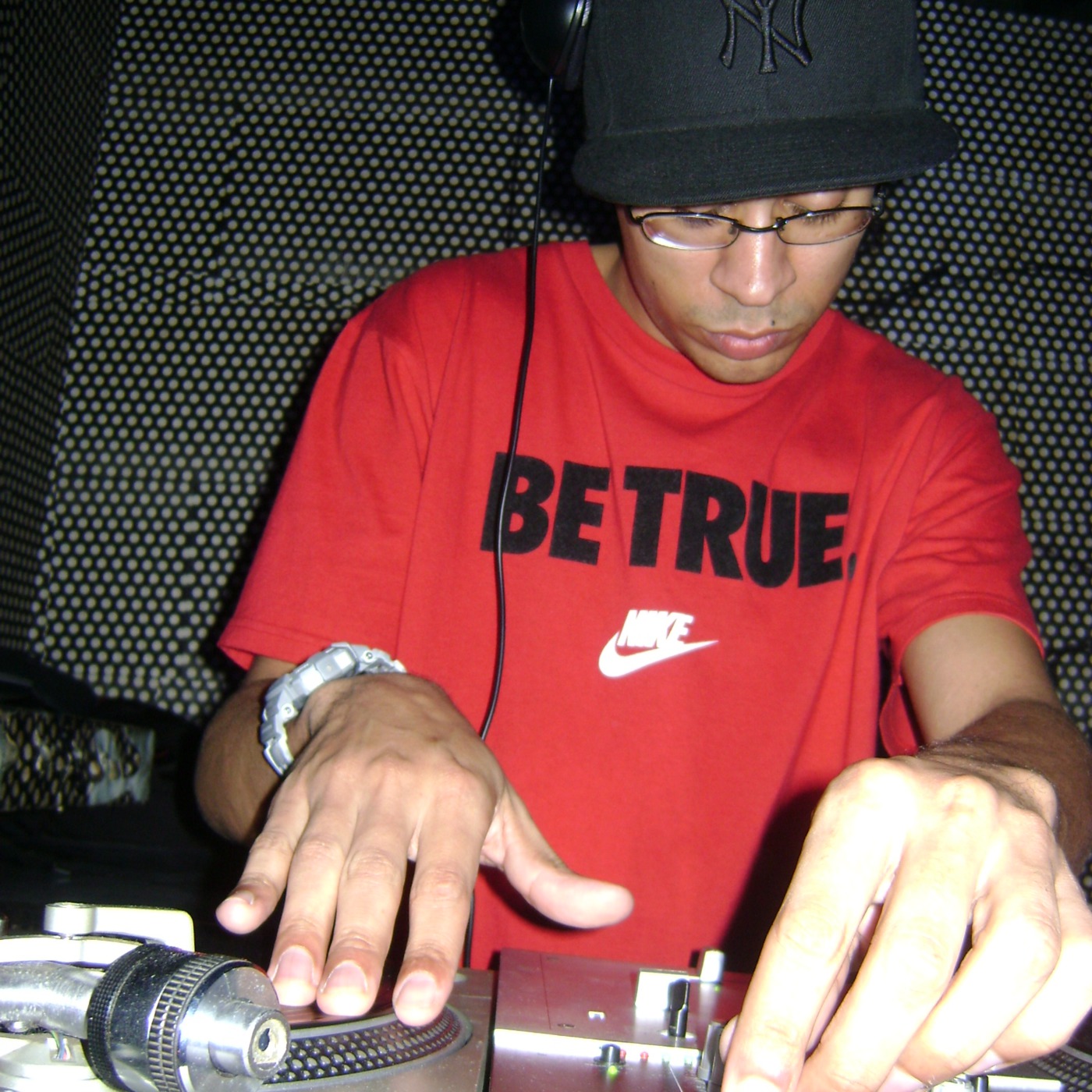 Dj Gusta.