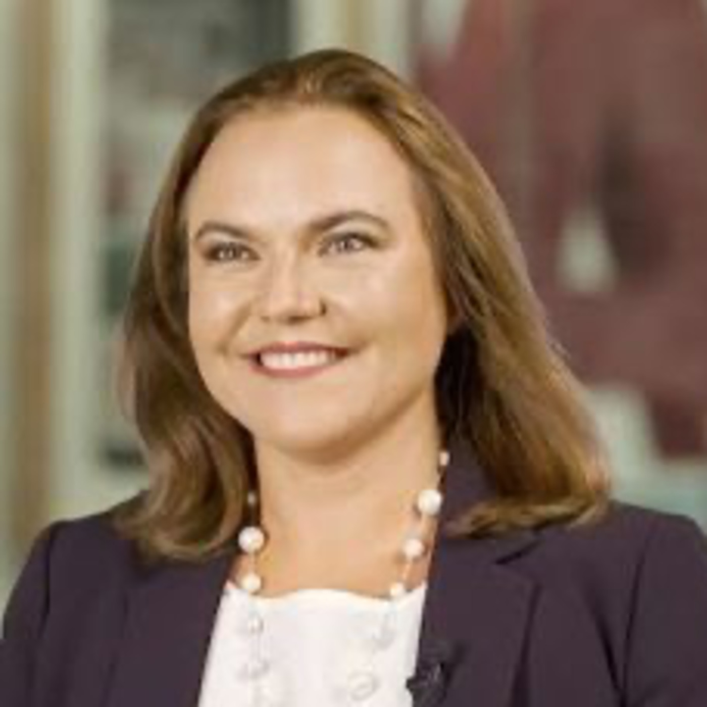 Episode 334: Pilar Gomez-Bravo - of MFS Investment Management finding balance in career and life