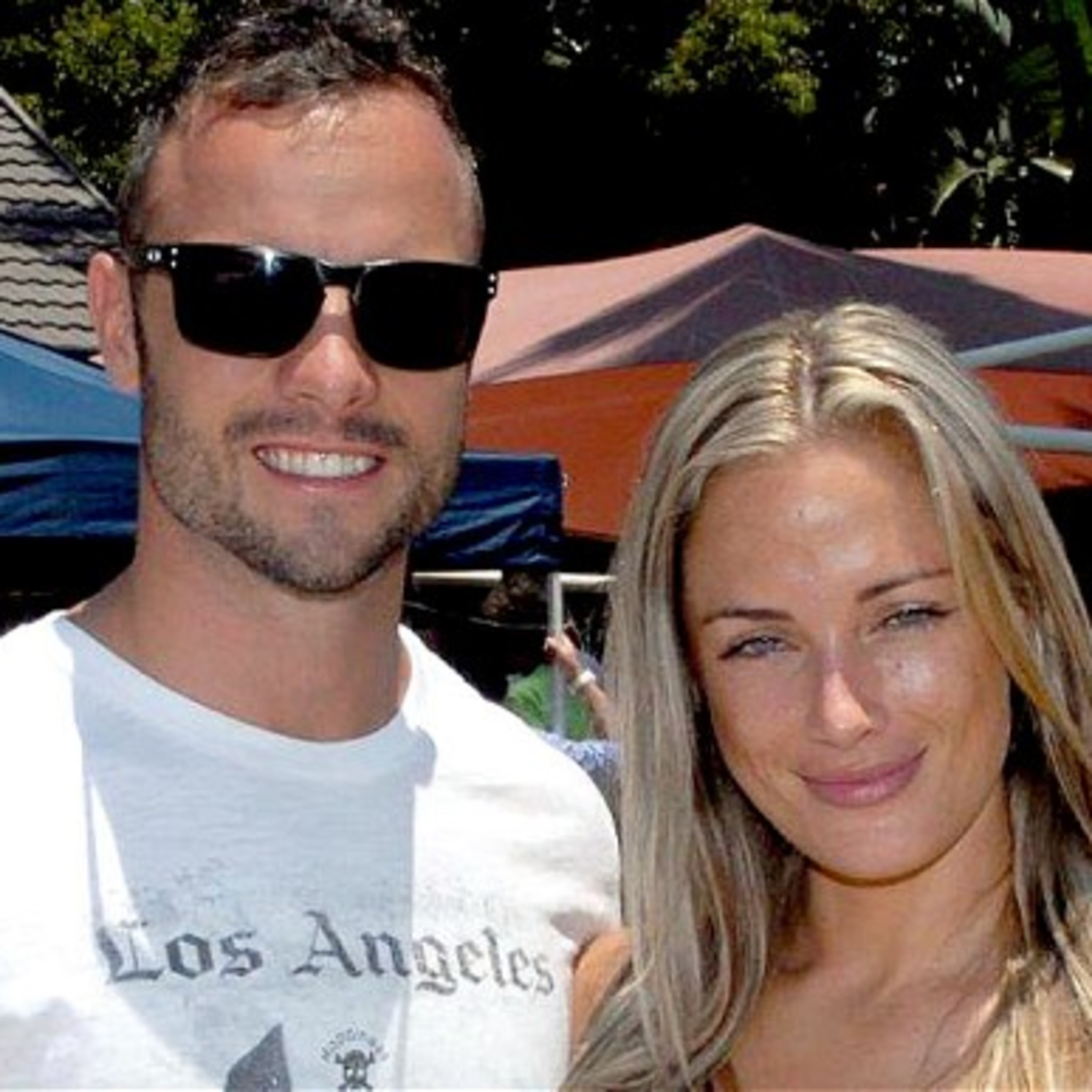 Oscar Pistorius: From Hero to Zero episode artwork