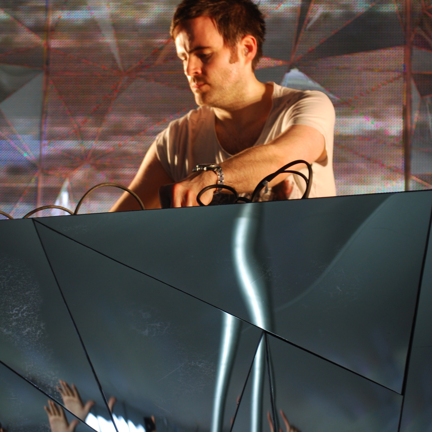 Gareth Emery at Electric Zoo episode artwork