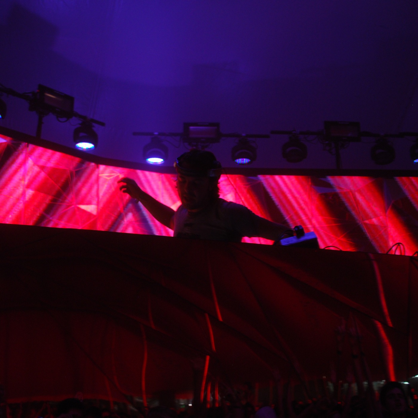 Axwell at Electric Zoo 2010 episode artwork
