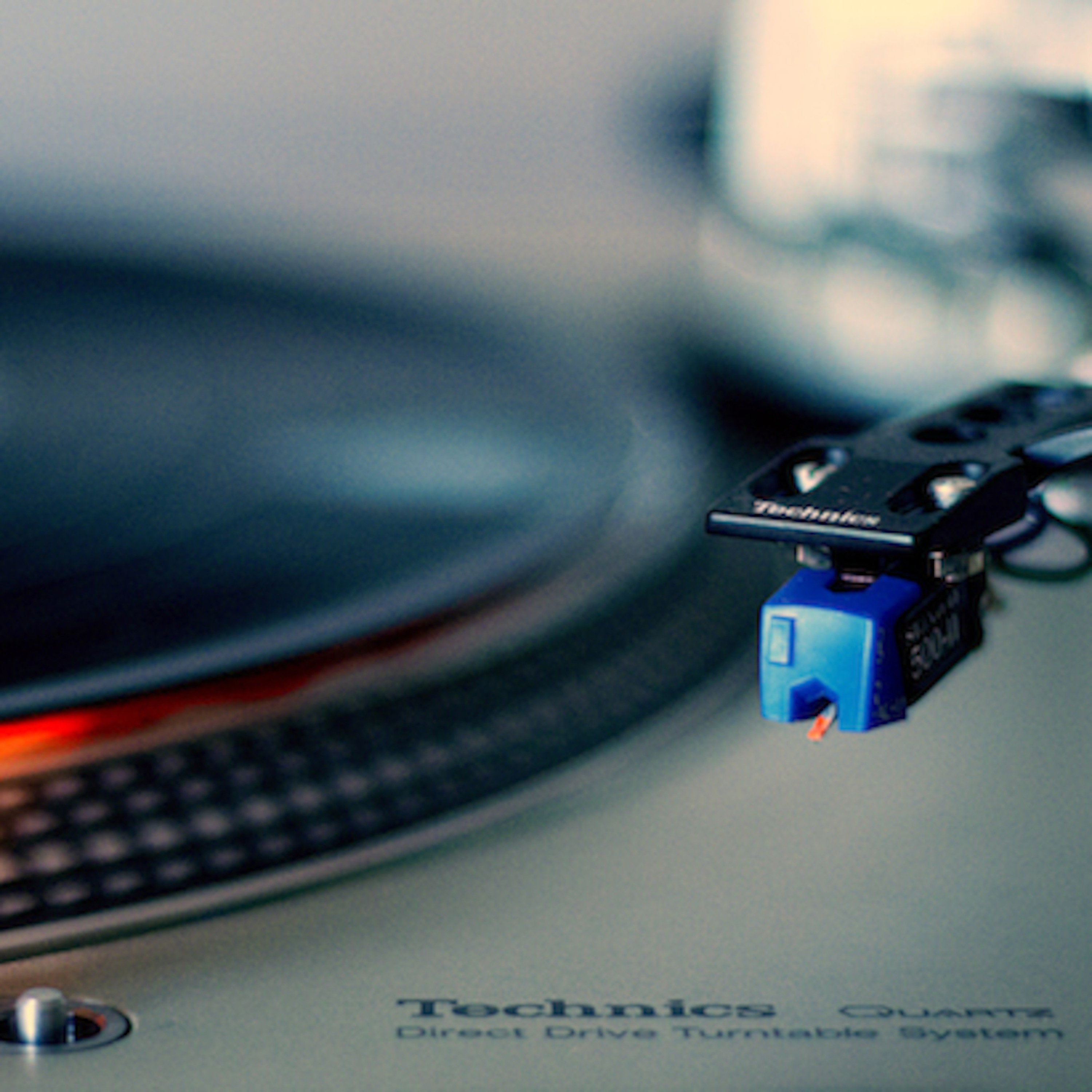 Love 4 Vinyl 01 episode artwork