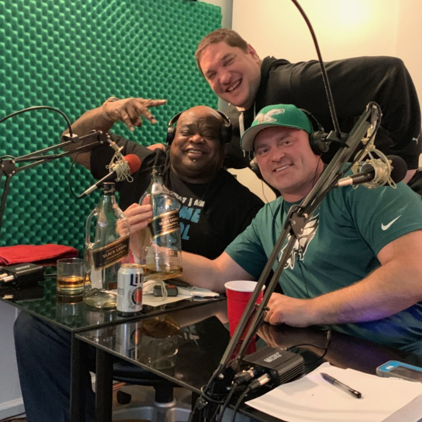 Episode 332 of The Rob V Show (No is not the official go word) episode artwork