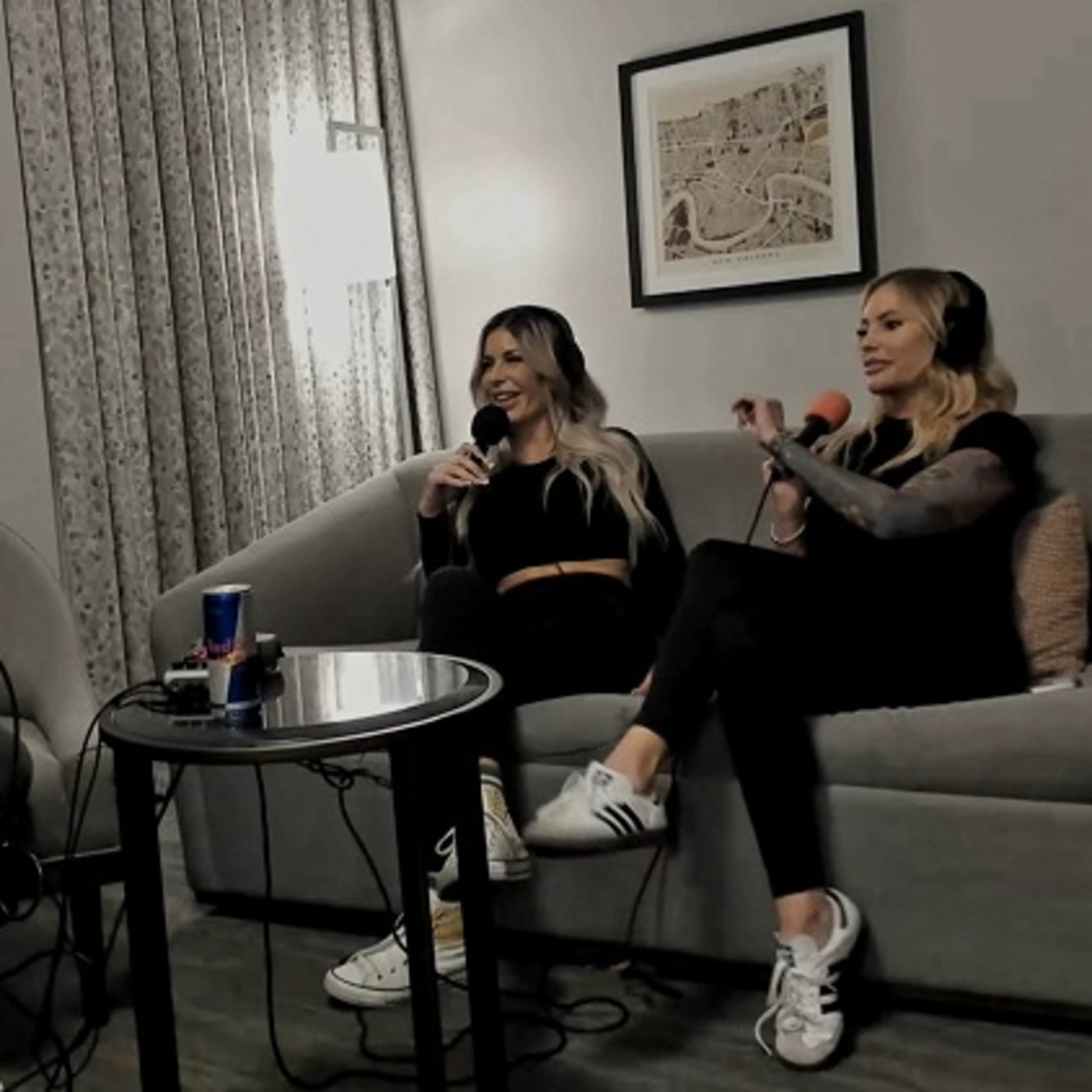 Episode 530: Episode 531 Of The Rob V Show  Live from New Orleans (Michelle Brooke)