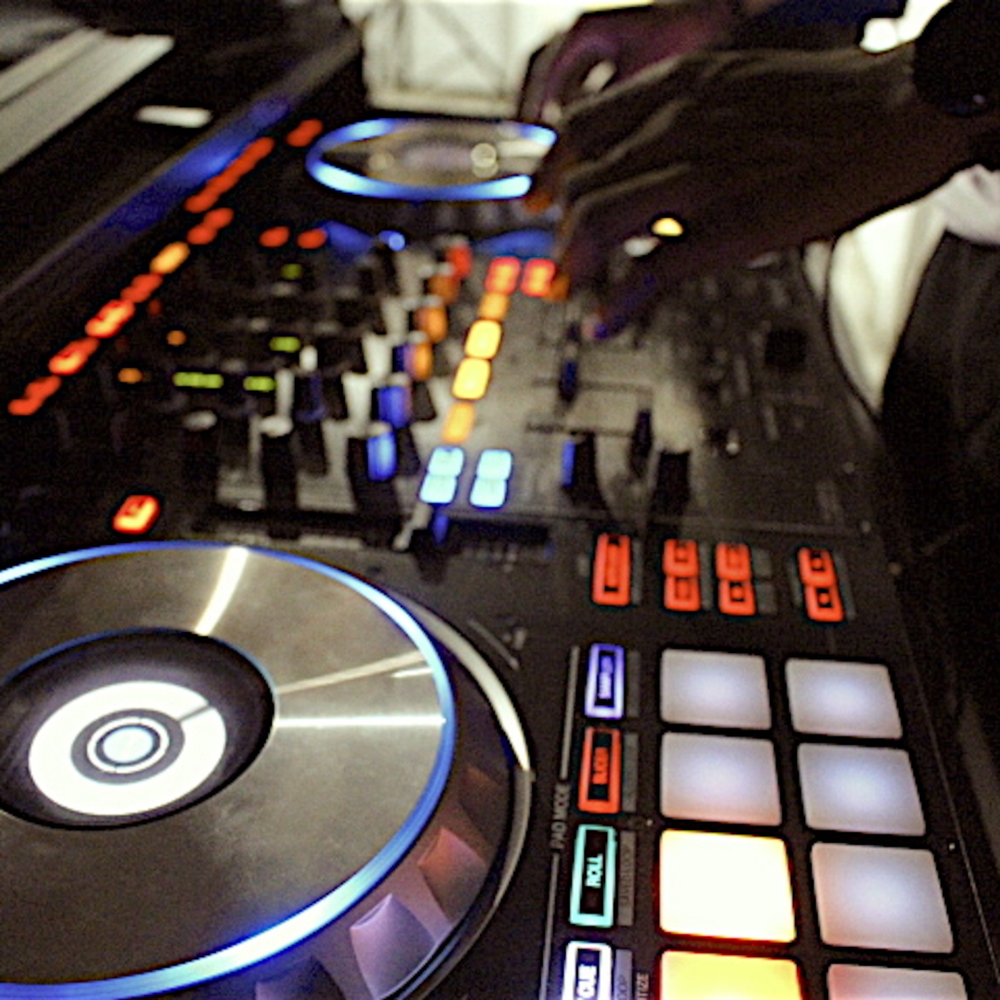 MEGA SOUND YUH BAD SOO SOCA MASH UP 17