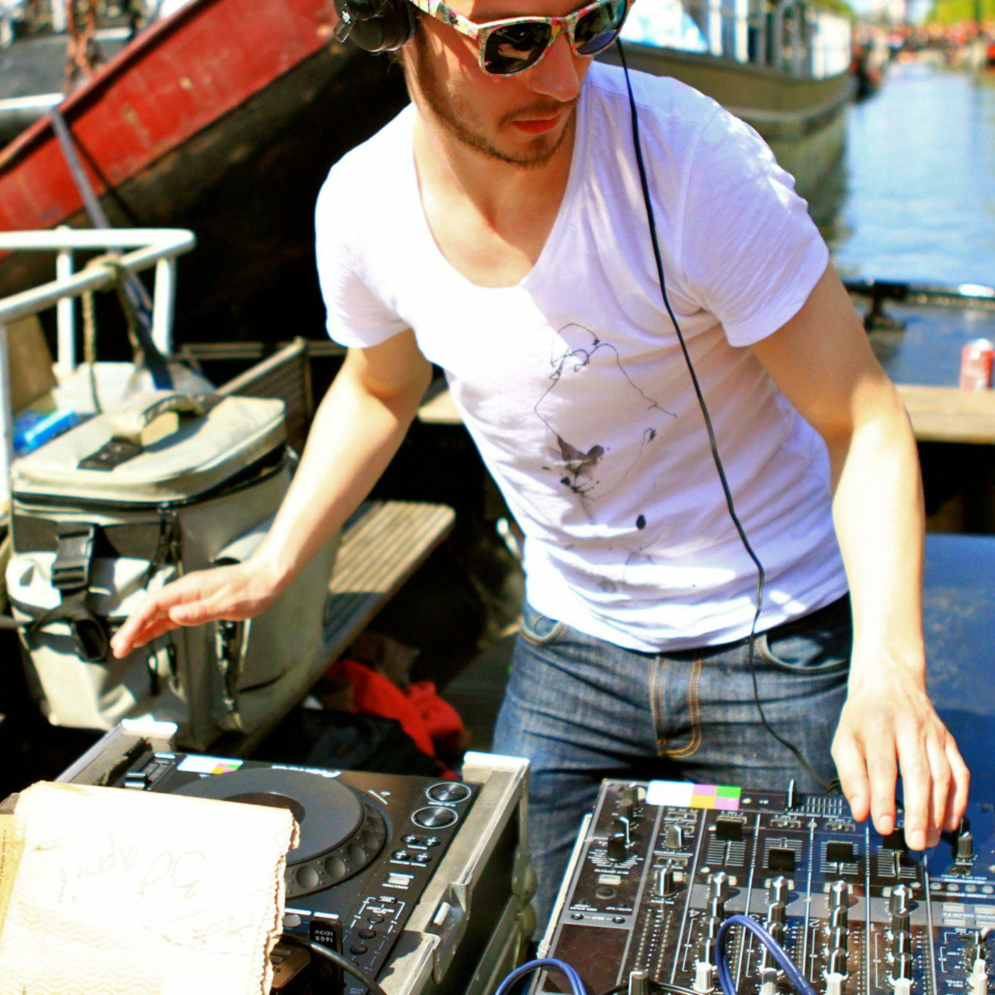 Luc de Waele Amsterdam House & Funk Channel
