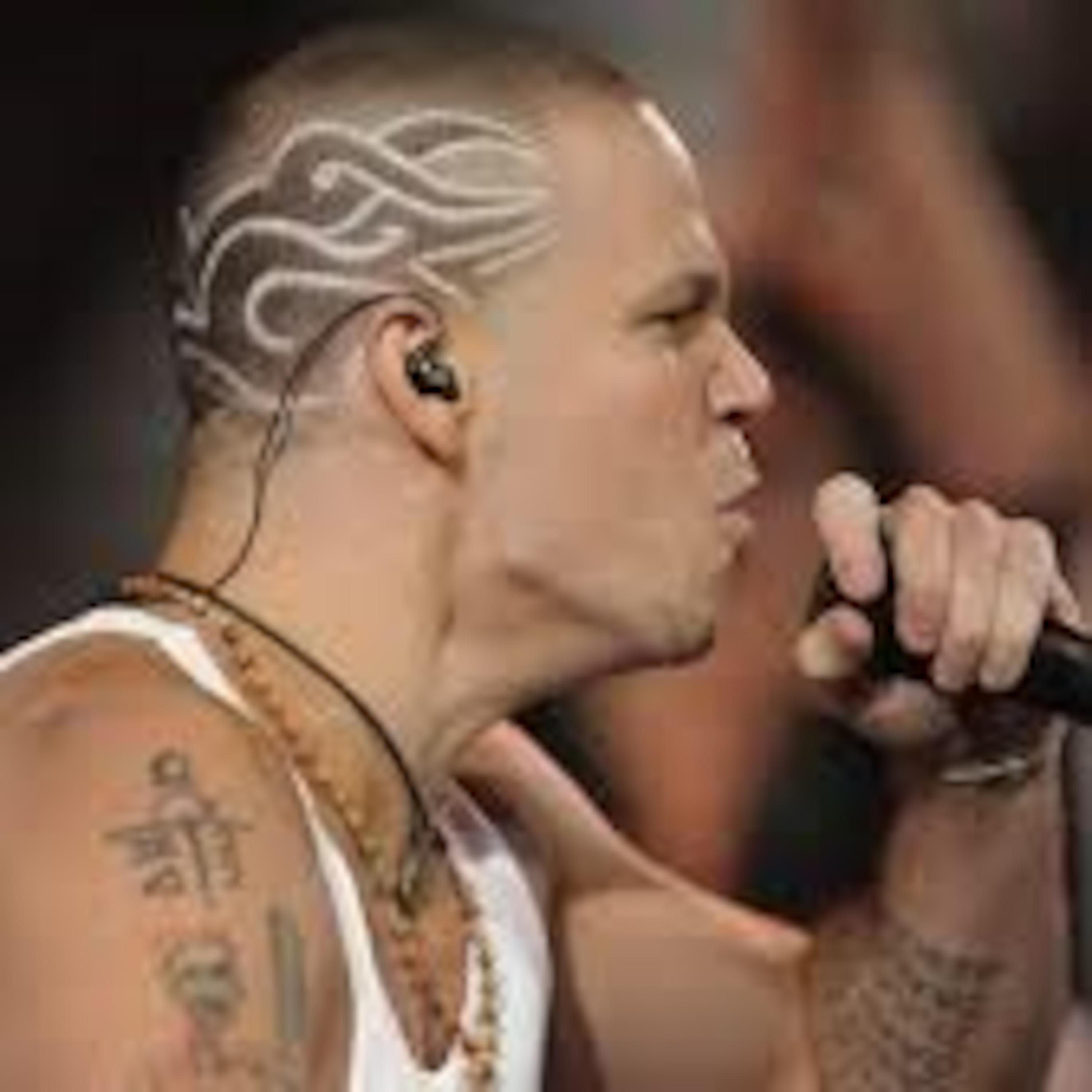 Calle 13- El Aguante- Feb 18 2014 episode artwork