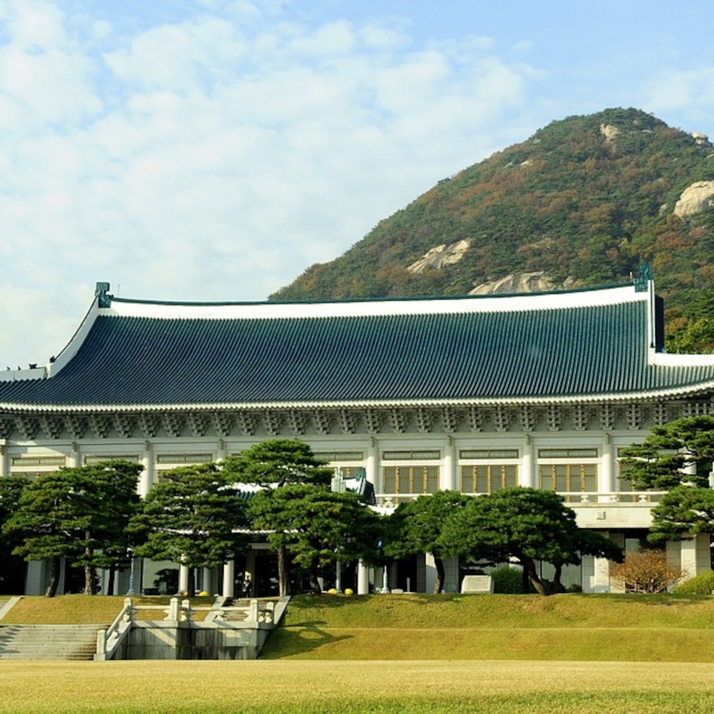 Korean News Update (March 18)