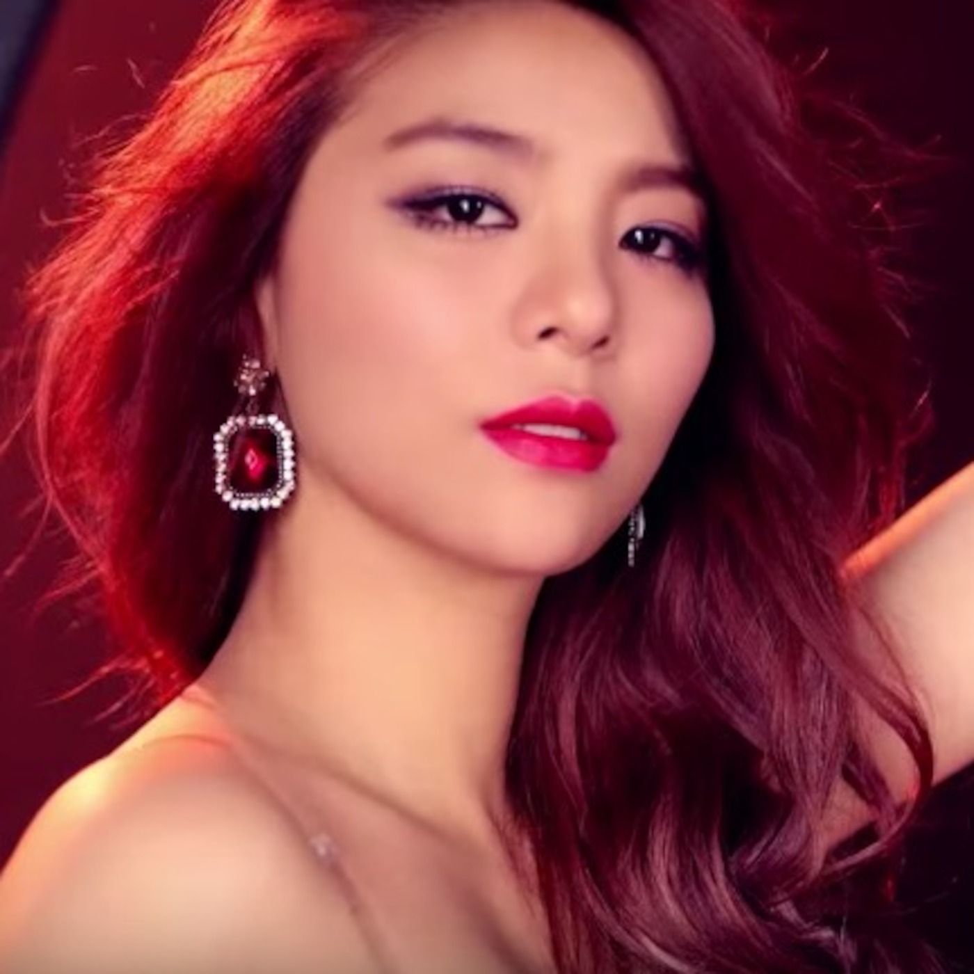 Melbourne's love of Ailee (and Nene Chicken, lol)