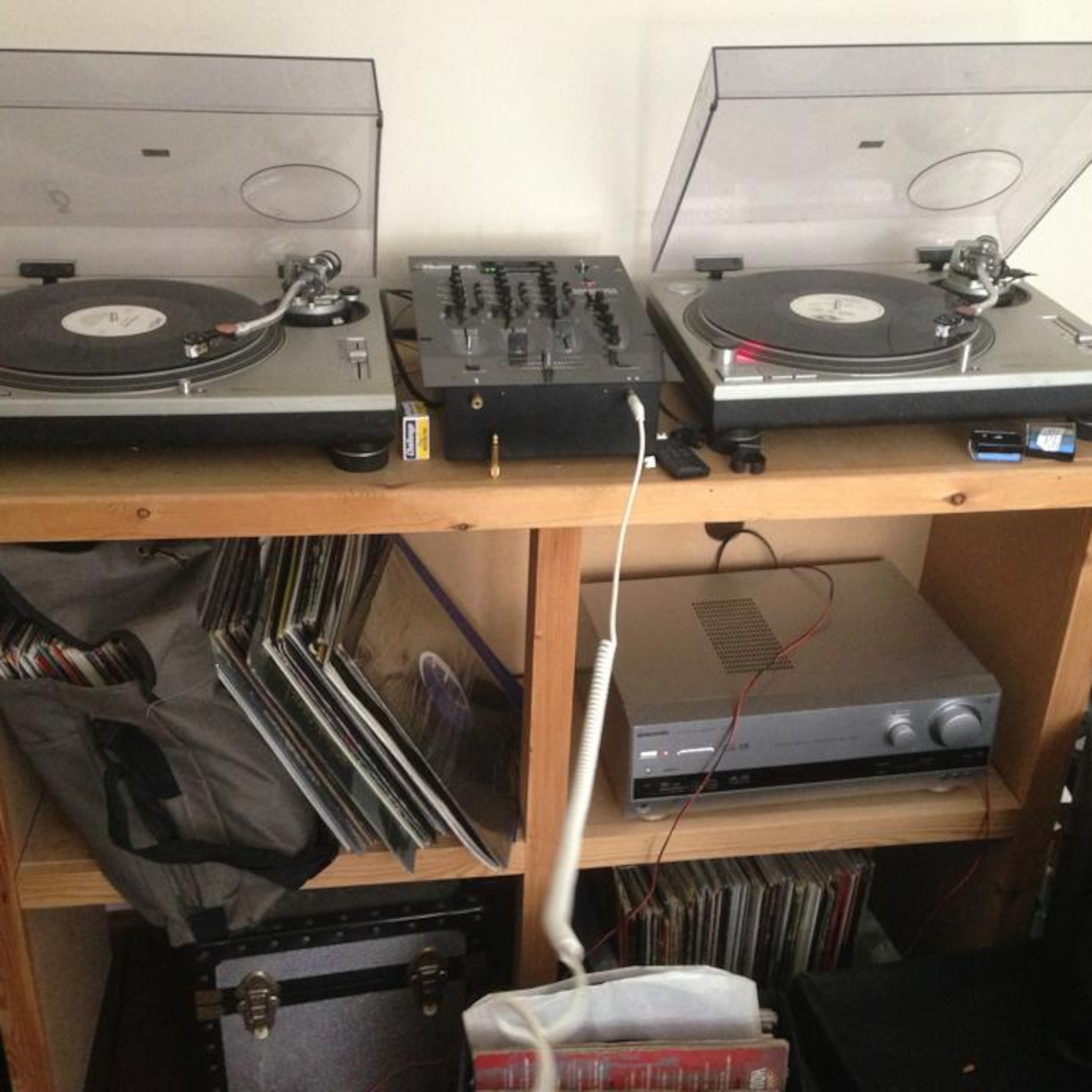 Old Skool Vinyl Mix episode artwork