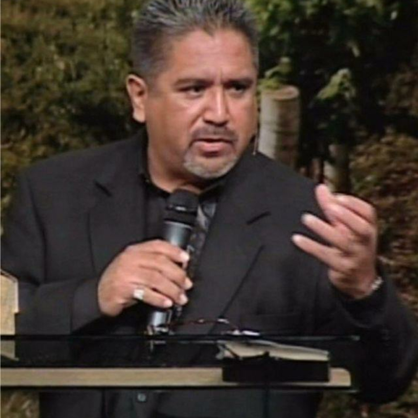 Engage in Greatness - Pastor Rudy - Luke 22:24-27 episode artwork