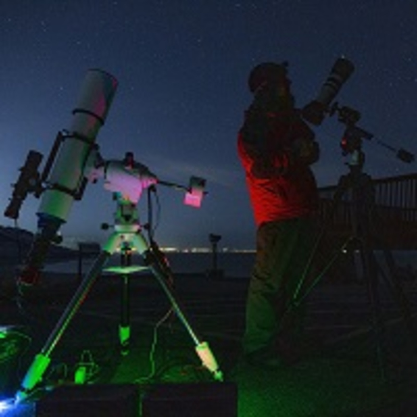 Episode 221: Starving for Darkness #10 - Dark Skies and Living Outside The Cage