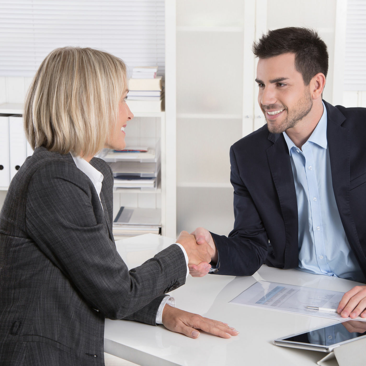 How Good Questions Make Prospects Into Solution Partners