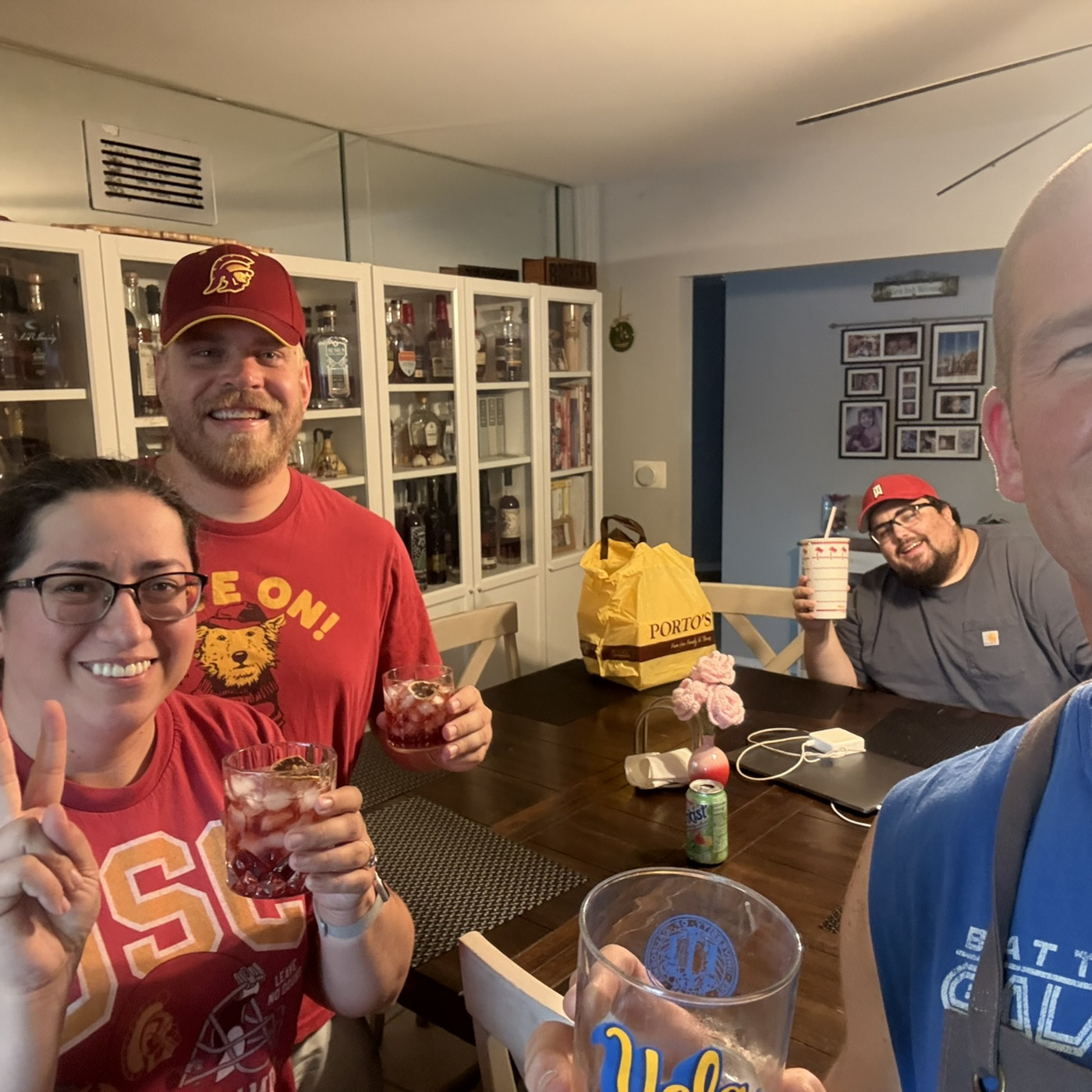 Episode 1448: What's Bruin Show - Crossover With Reign of Troy and THT